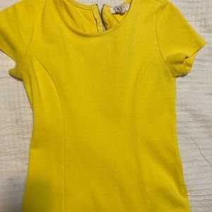 Yellow short sleeve top